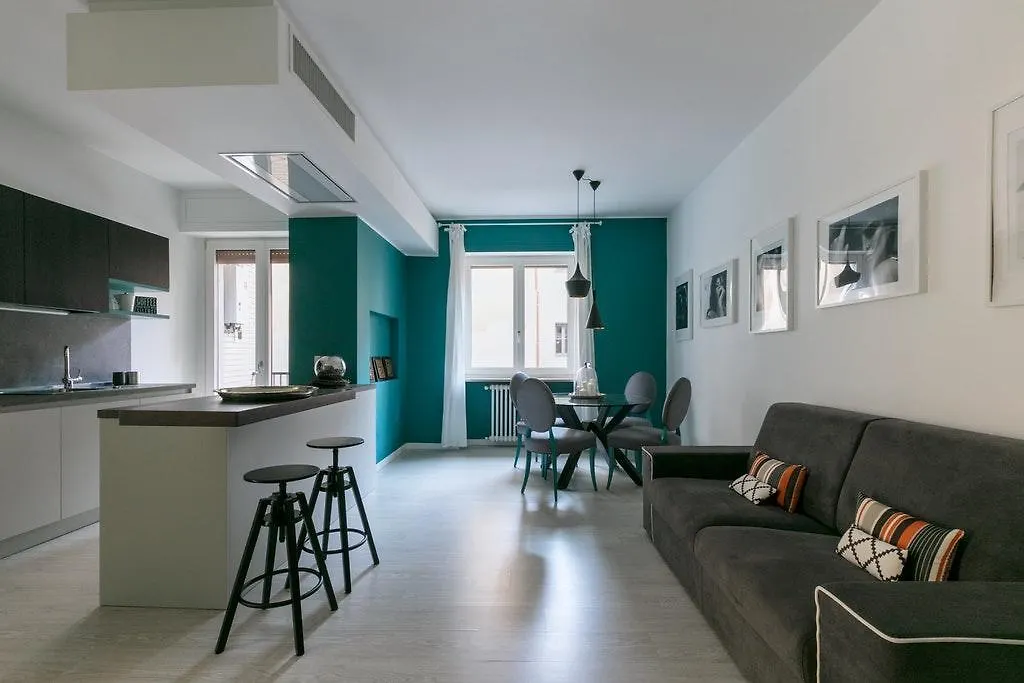 Via Ciro Menotti Apartman Milánó 0*,